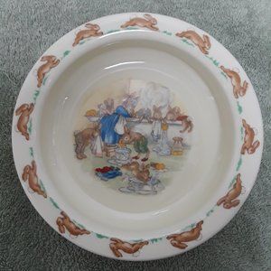 Royal Doulton Vintage Bunnykins Bath Time